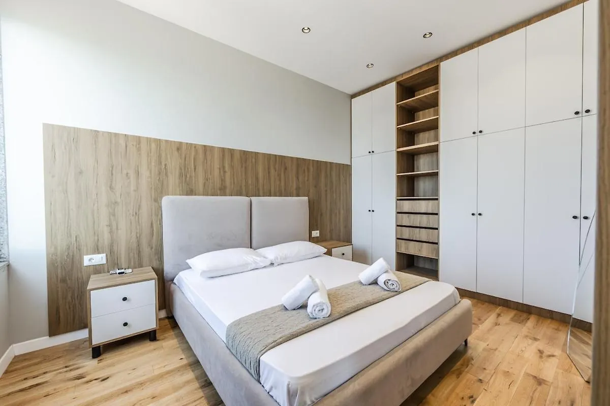The Sky High Suite By Ps Durres