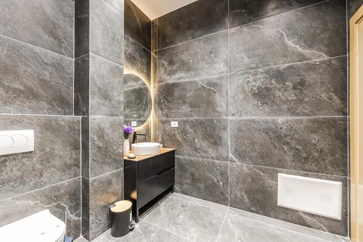 Apartment The Sky High Suite By Ps Durres